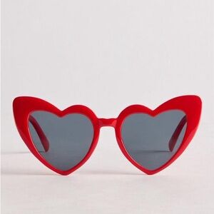 NWT Red Heart Reflective Sunglasses